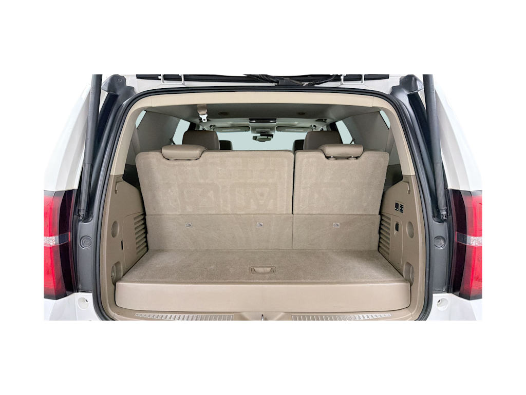 Thumbnail: 2016 Chevrolet Tahoe - 17