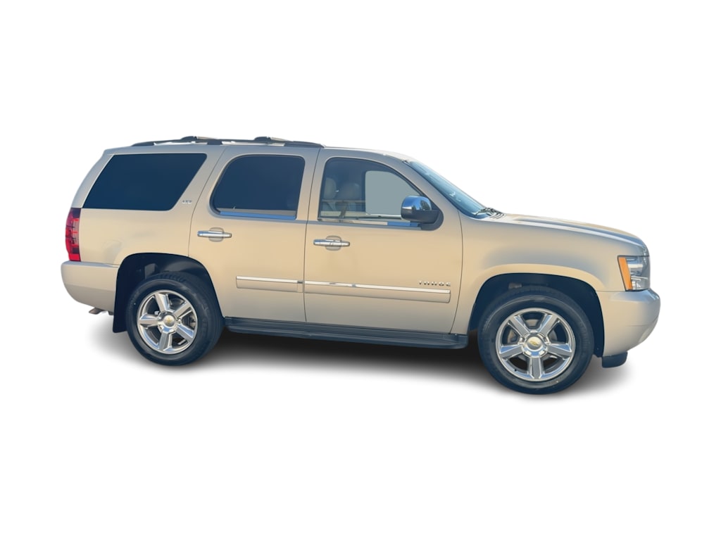 Thumbnail: 2010 Chevrolet Tahoe - 25