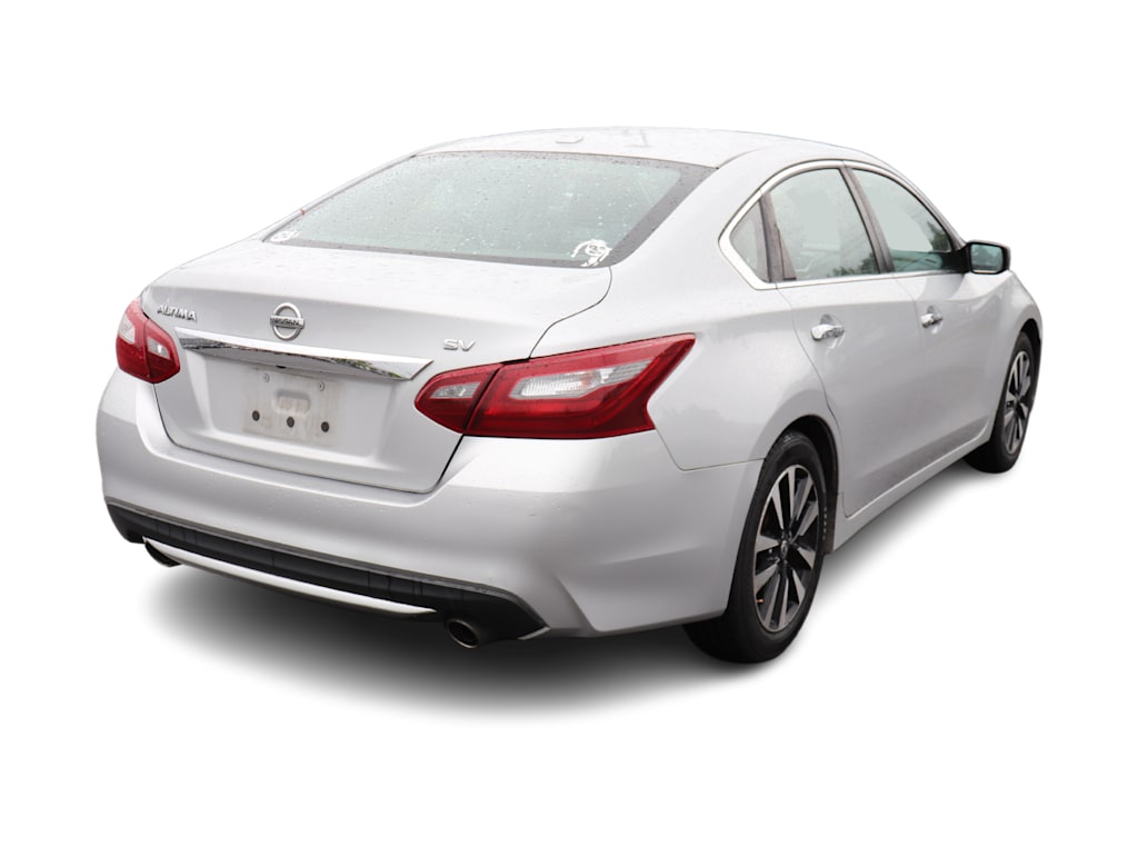 Thumbnail: 2018 Nissan Altima - 11