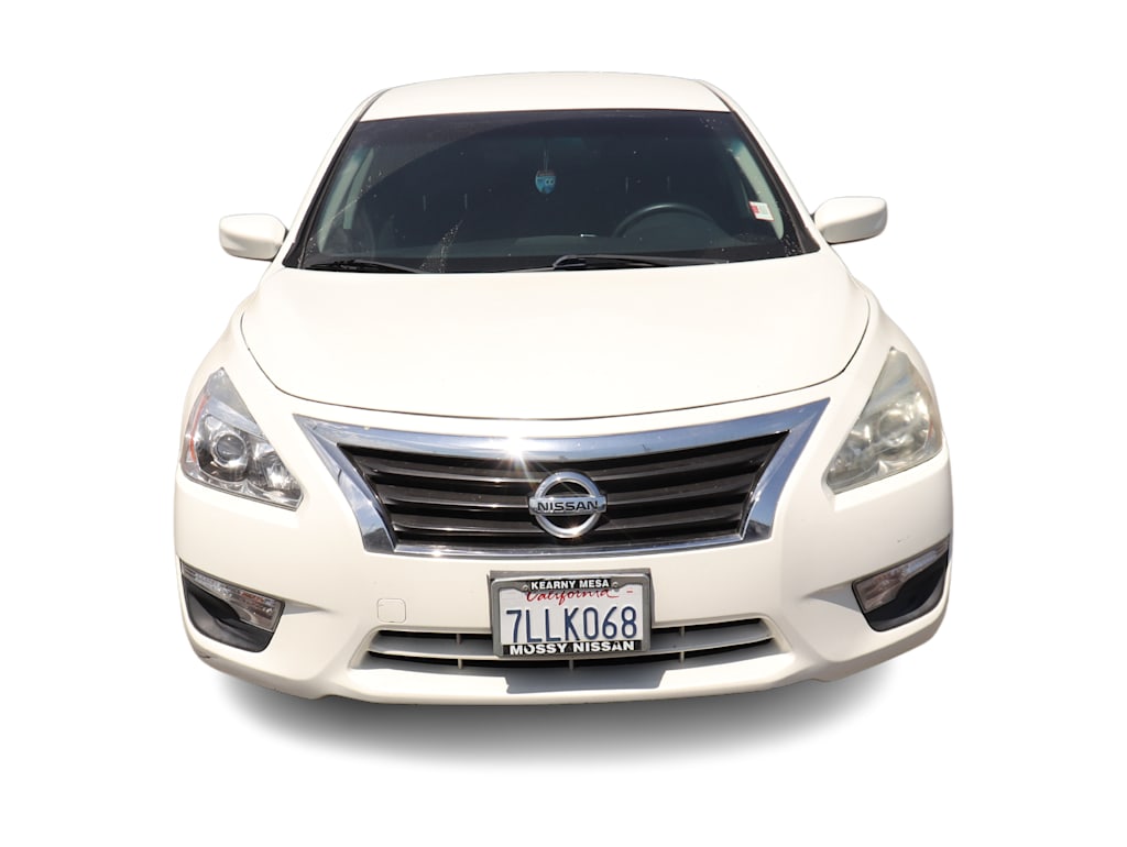 Thumbnail: 2015 Nissan Altima - 6