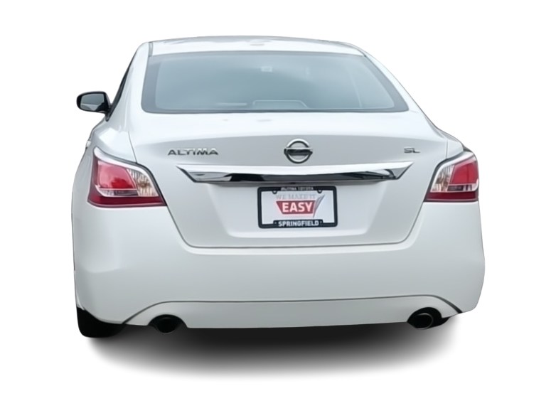 Thumbnail: 2015 Nissan Altima - 4