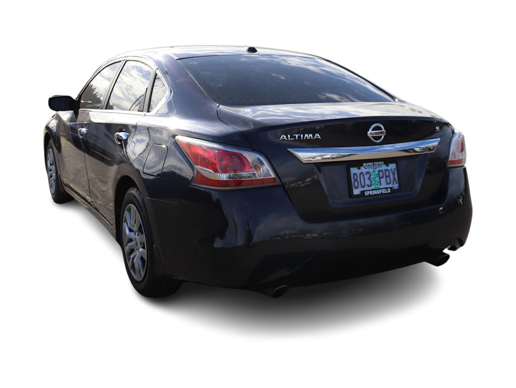 Thumbnail: 2015 Nissan Altima - 4