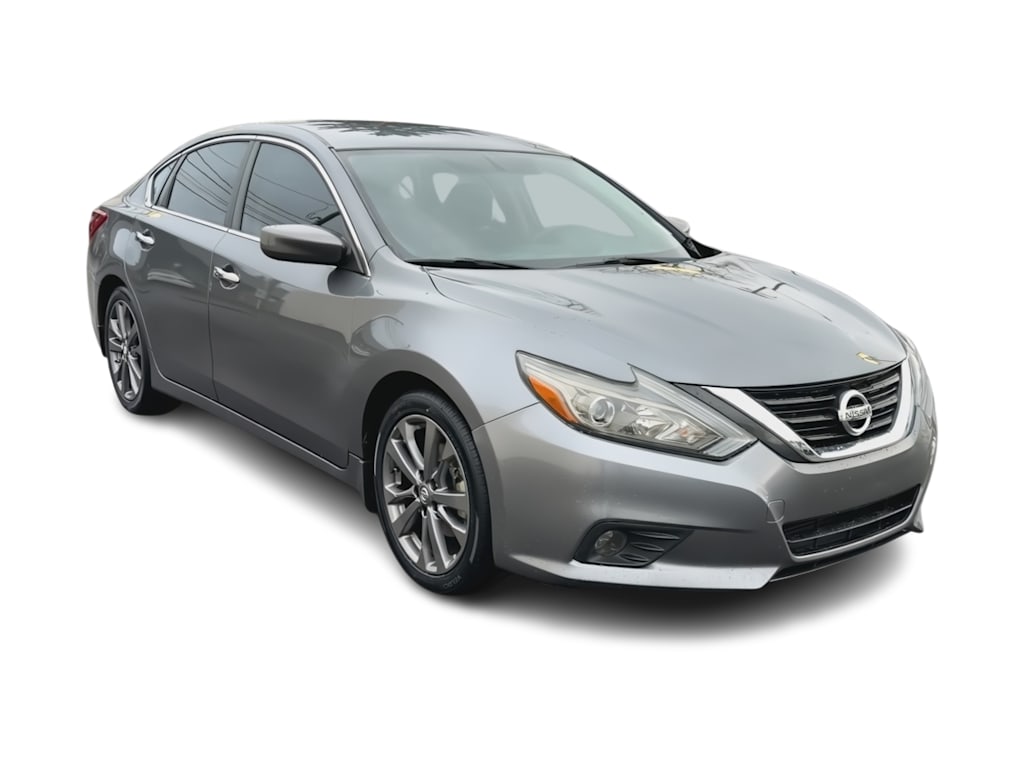 Thumbnail: 2018 Nissan Altima - 21