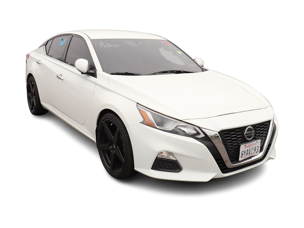 Thumbnail: 2021 Nissan Altima - 9