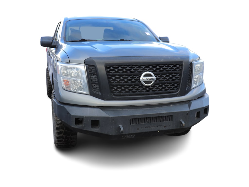 Thumbnail: 2018 Nissan Titan - 9
