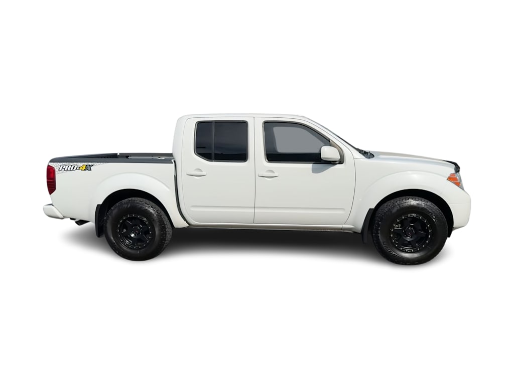 2013 Nissan Frontier PRO-4X 22