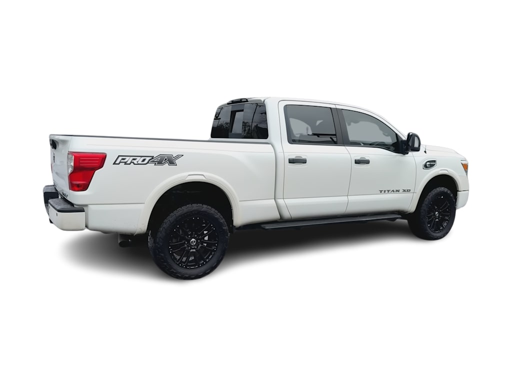 Thumbnail: 2017 Nissan Titan - 22