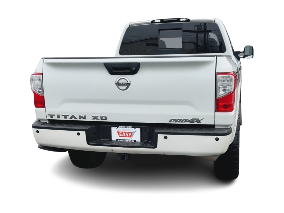 Thumbnail: 2017 Nissan Titan - 21