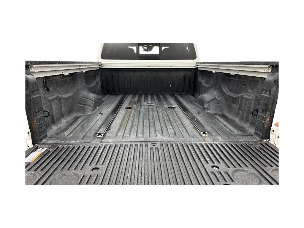 Thumbnail: 2017 Nissan Titan - 16