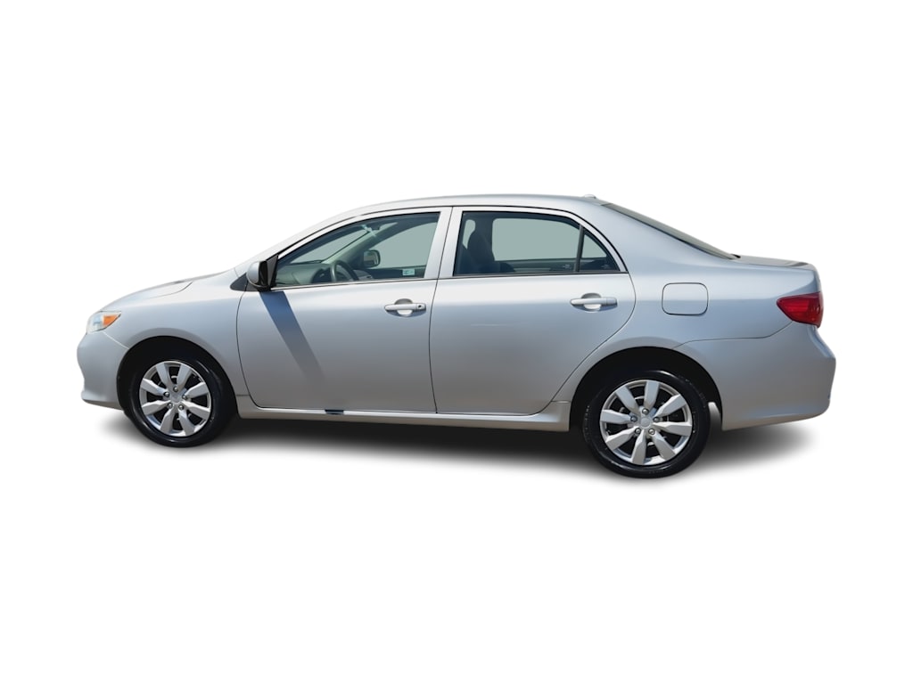 Thumbnail: 2010 Toyota Corolla - 21