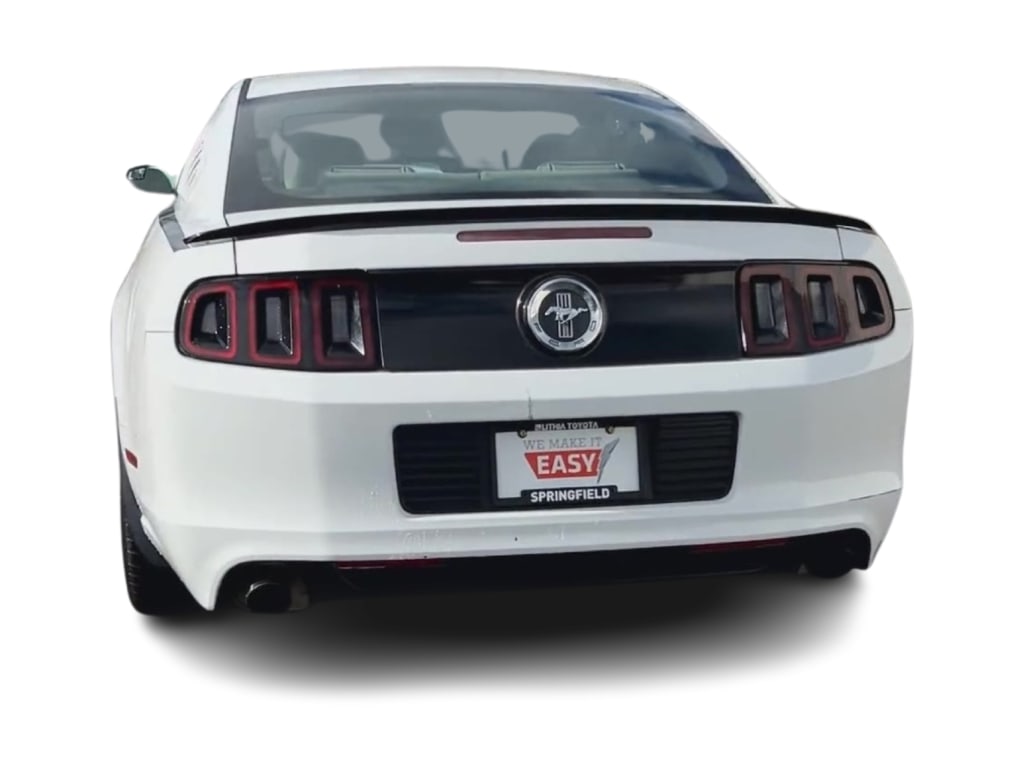 2014 Ford Mustang Base 19