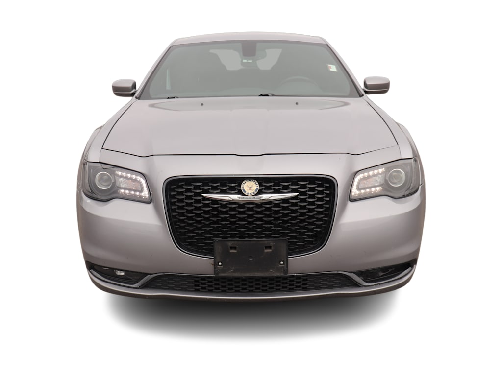 Thumbnail: 2018 Chrysler 300 - 6