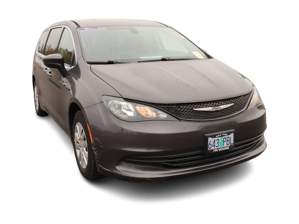 Thumbnail: 2019 Chrysler Pacifica - 9