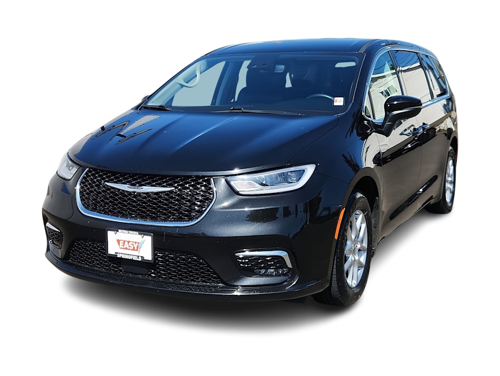Thumbnail: 2023 Chrysler Pacifica - 6