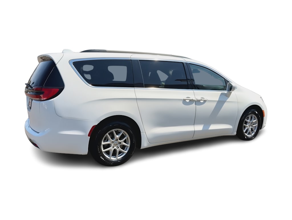 Thumbnail: 2022 Chrysler Pacifica - 22