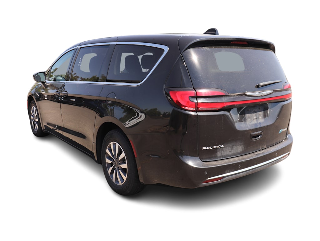 Thumbnail: 2023 Chrysler Pacifica - 4