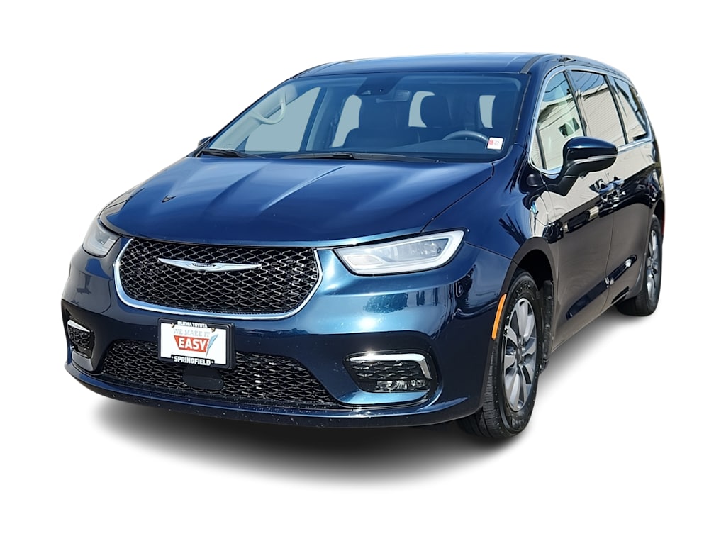 Thumbnail: 2023 Chrysler Pacifica - 4