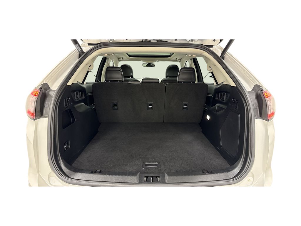 Thumbnail: 2018 Ford Edge - 18