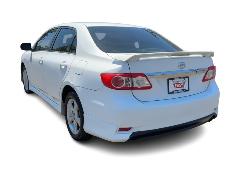 Thumbnail: 2013 Toyota Corolla - 4