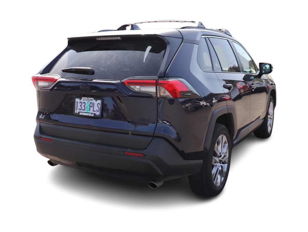 Thumbnail: 2023 Toyota RAV4 - 11