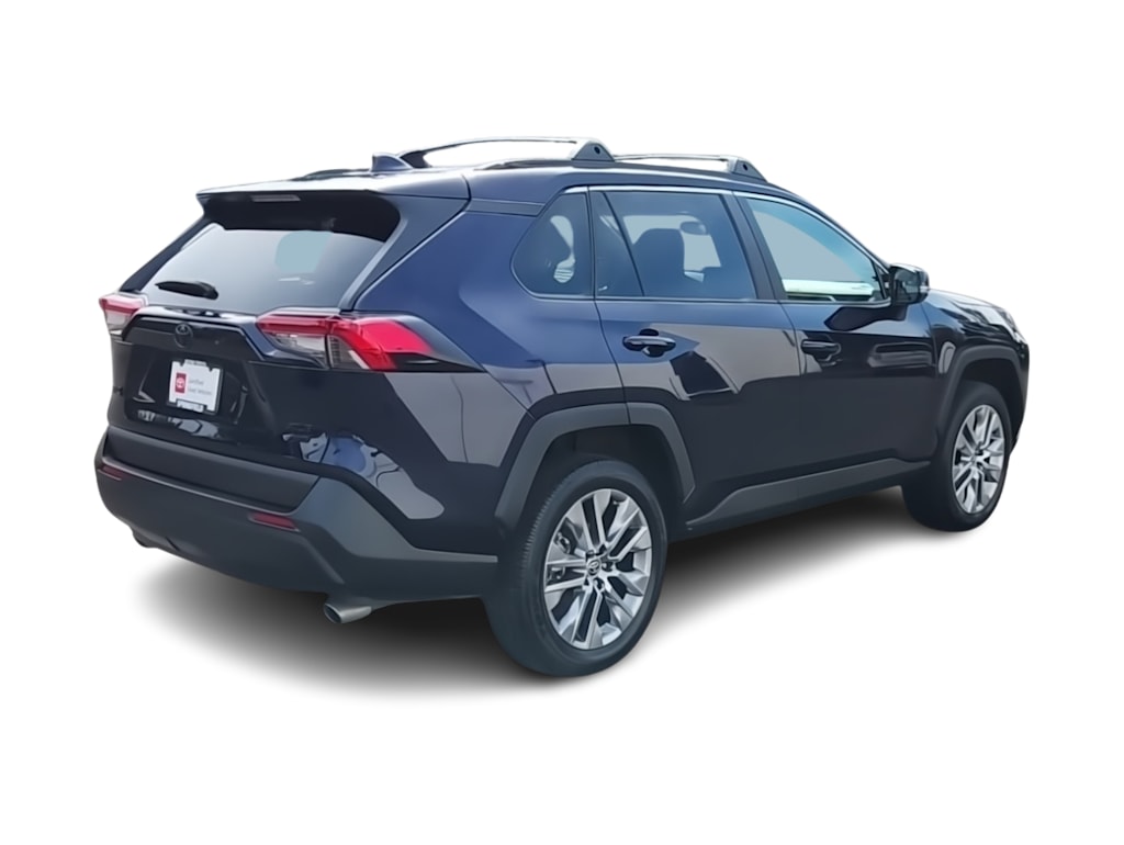 Thumbnail: 2023 Toyota RAV4 - 22