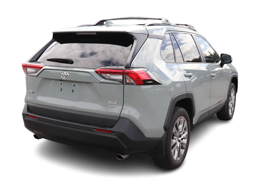 Thumbnail: 2023 Toyota RAV4 - 11