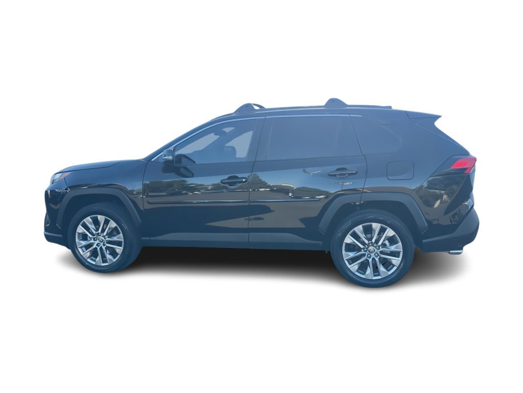 Thumbnail: 2022 Toyota RAV4 - 21