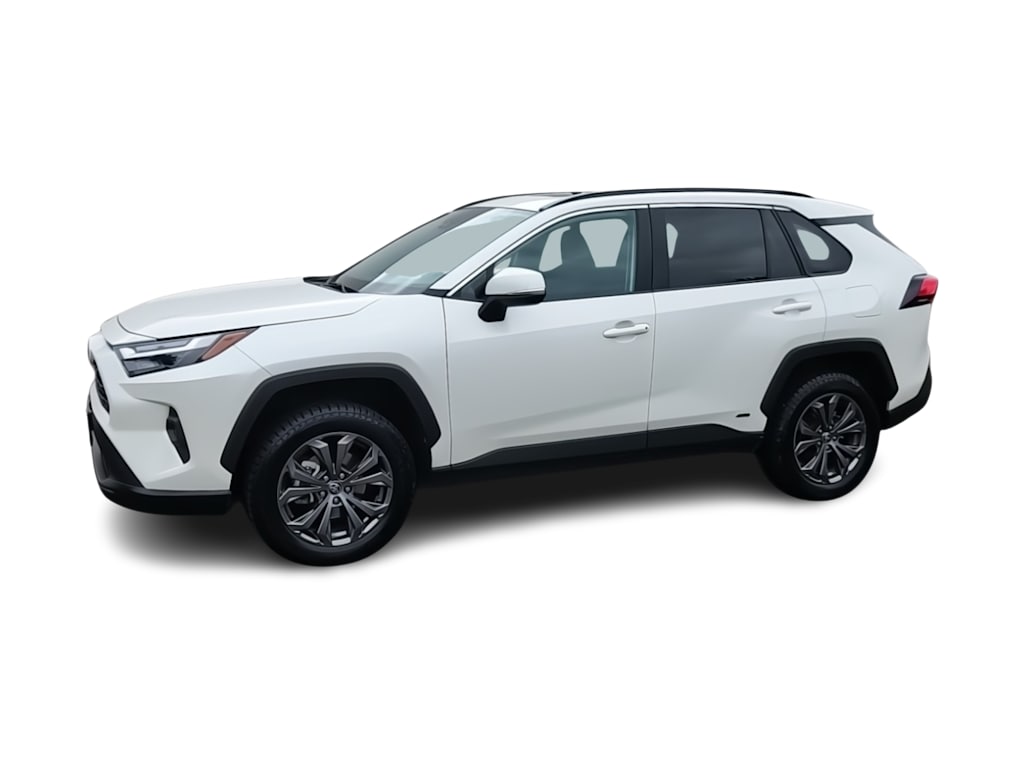 Thumbnail: 2022 Toyota RAV4 - 3