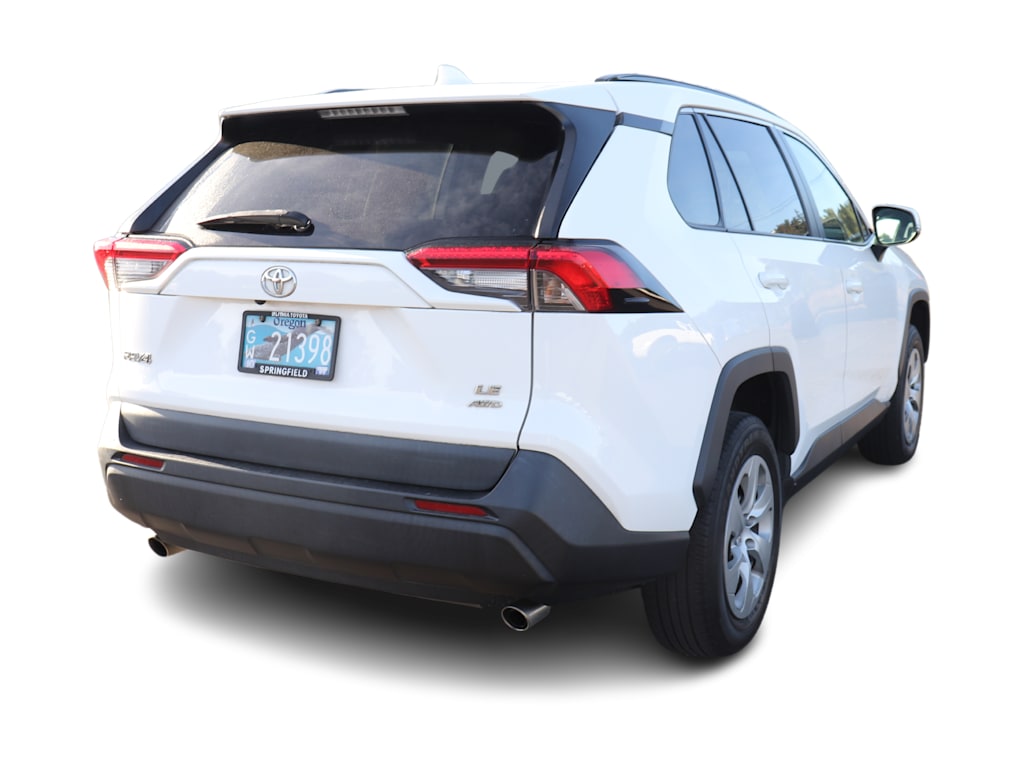 Thumbnail: 2021 Toyota RAV4 - 11