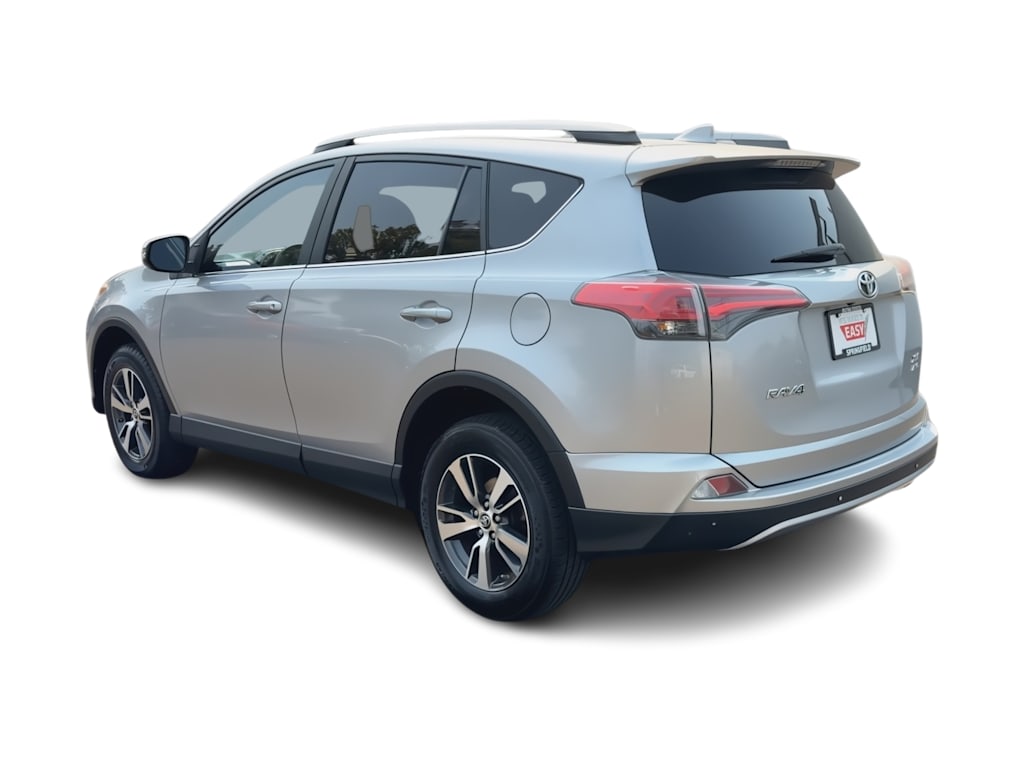 Thumbnail: 2017 Toyota RAV4 - 4