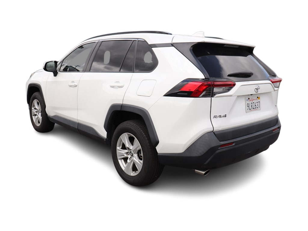Thumbnail: 2019 Toyota RAV4 - 4