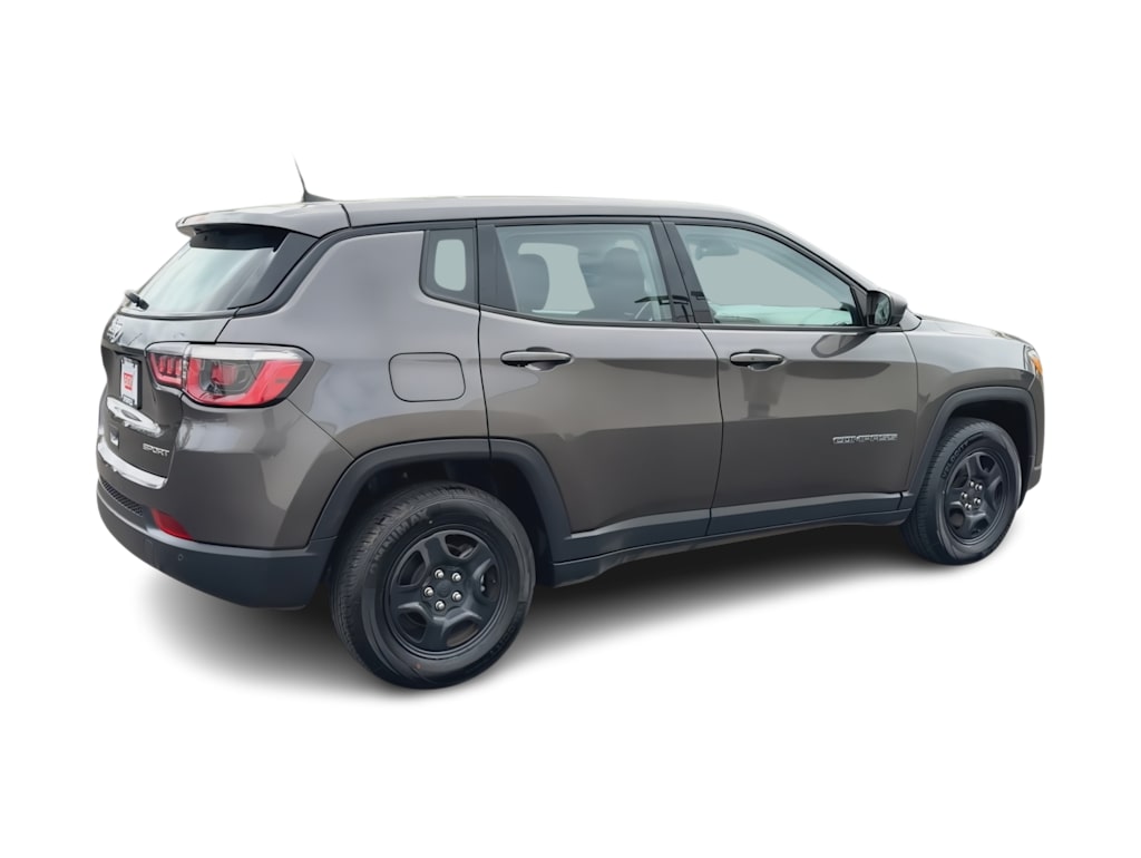 Thumbnail: 2018 Jeep Compass - 22