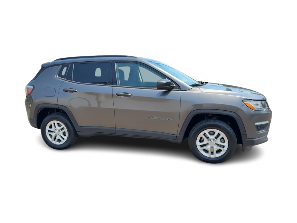 Thumbnail: 2018 Jeep Compass - 23