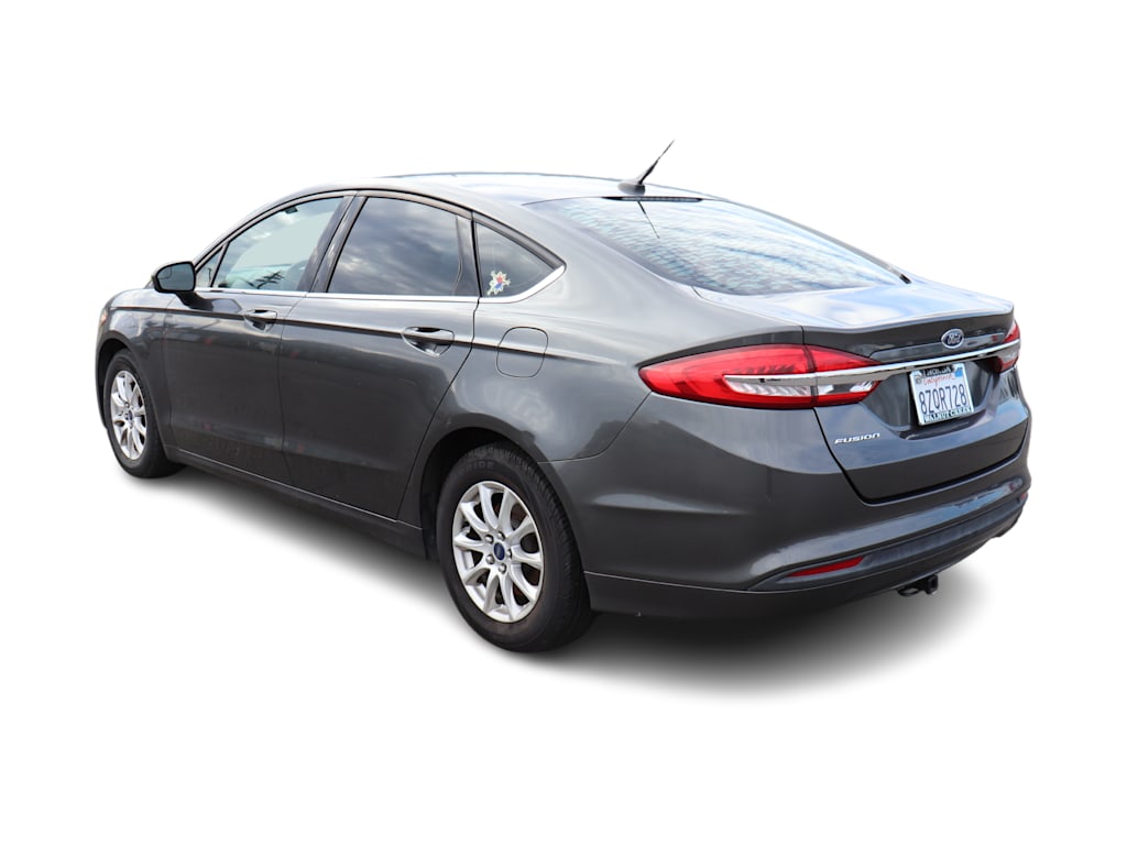 2017 Ford Fusion S 4