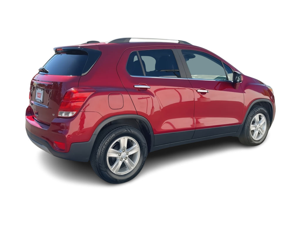 Thumbnail: 2018 Chevrolet Trax - 23