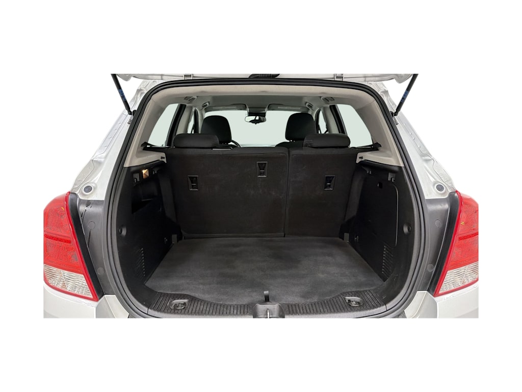 Thumbnail: 2016 Chevrolet Trax - 17