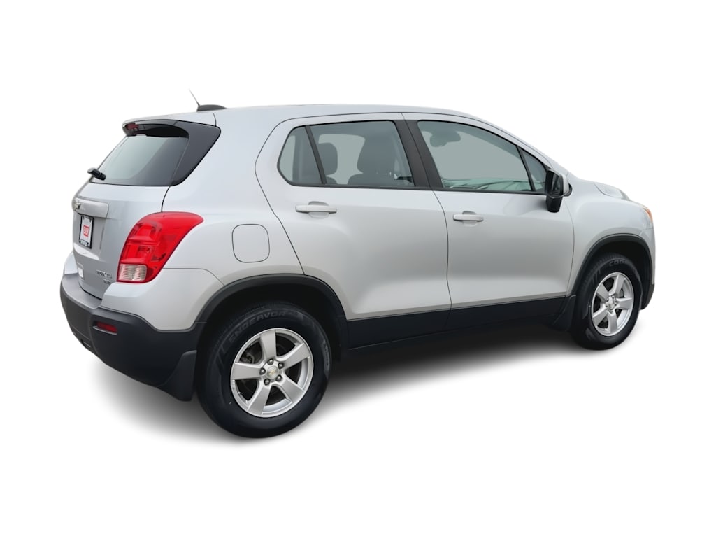 Thumbnail: 2016 Chevrolet Trax - 22