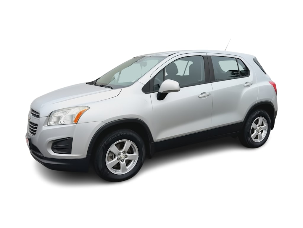 Thumbnail: 2016 Chevrolet Trax - 3