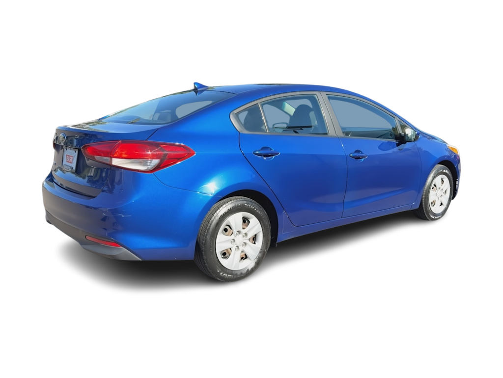Thumbnail: 2017 Kia Forte - 22