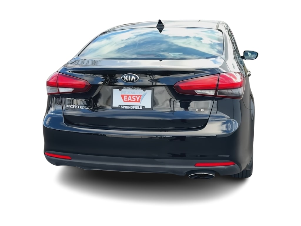 Thumbnail: 2017 Kia Forte - 4