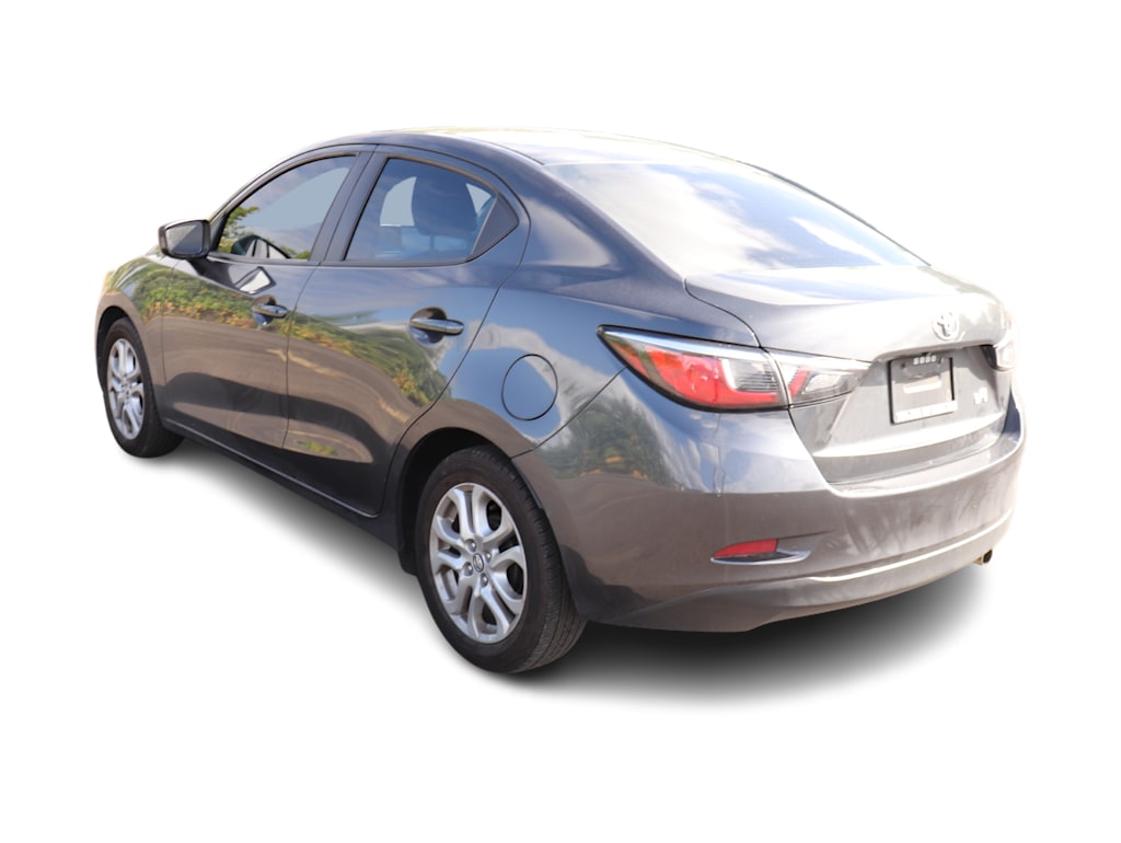 Thumbnail: 2018 Toyota Yaris iA - 4