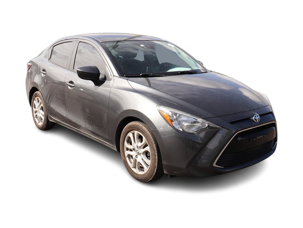 Thumbnail: 2018 Toyota Yaris iA - 8