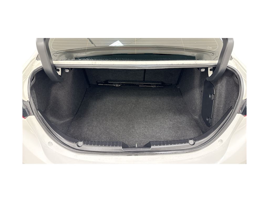 2018 Mazda Mazda3 i Grand Touring 17
