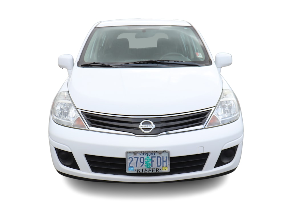 2011 Nissan Versa S 8