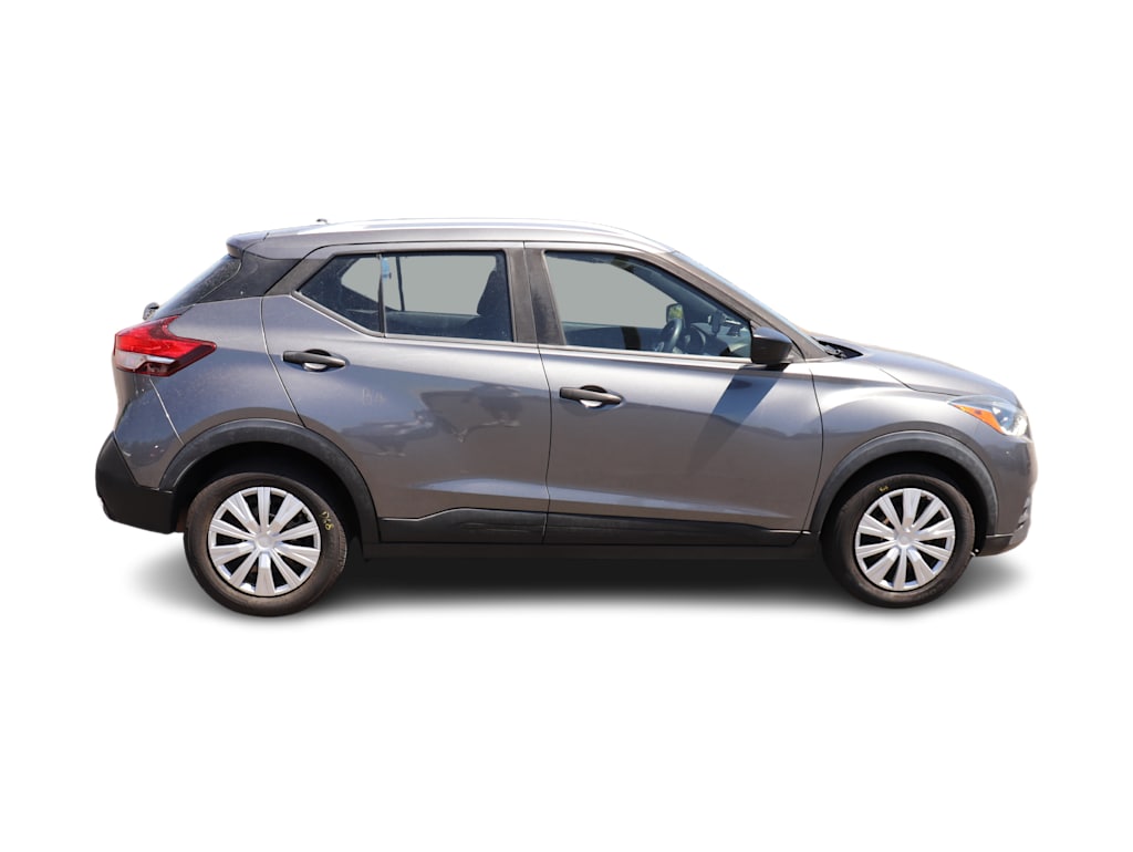Thumbnail: 2019 Nissan Kicks - 10