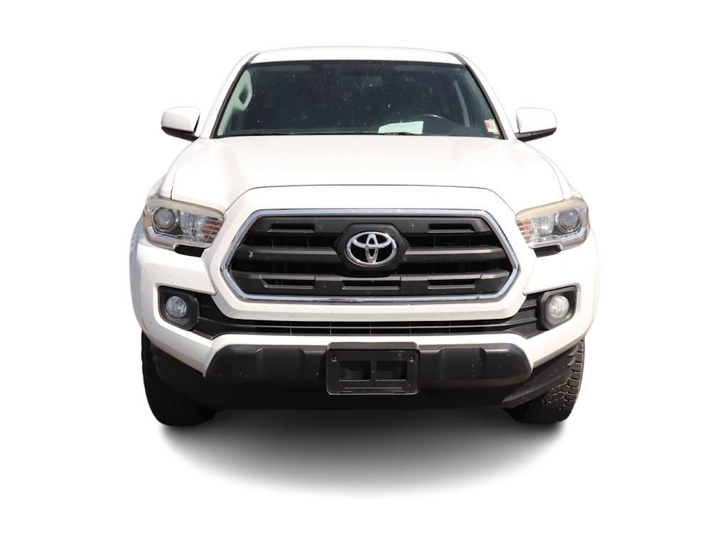 Thumbnail: 2017 Toyota Tacoma - 6