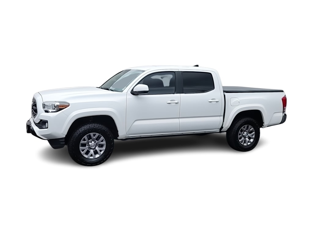 Thumbnail: 2017 Toyota Tacoma - 3