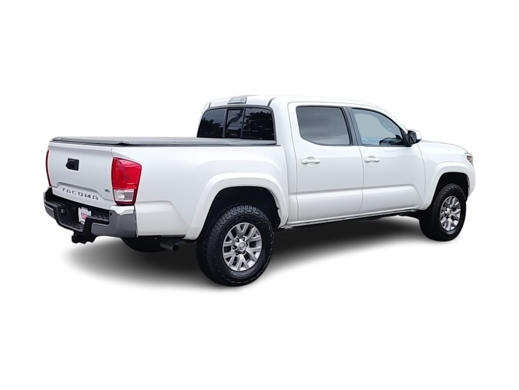 Thumbnail: 2017 Toyota Tacoma - 22