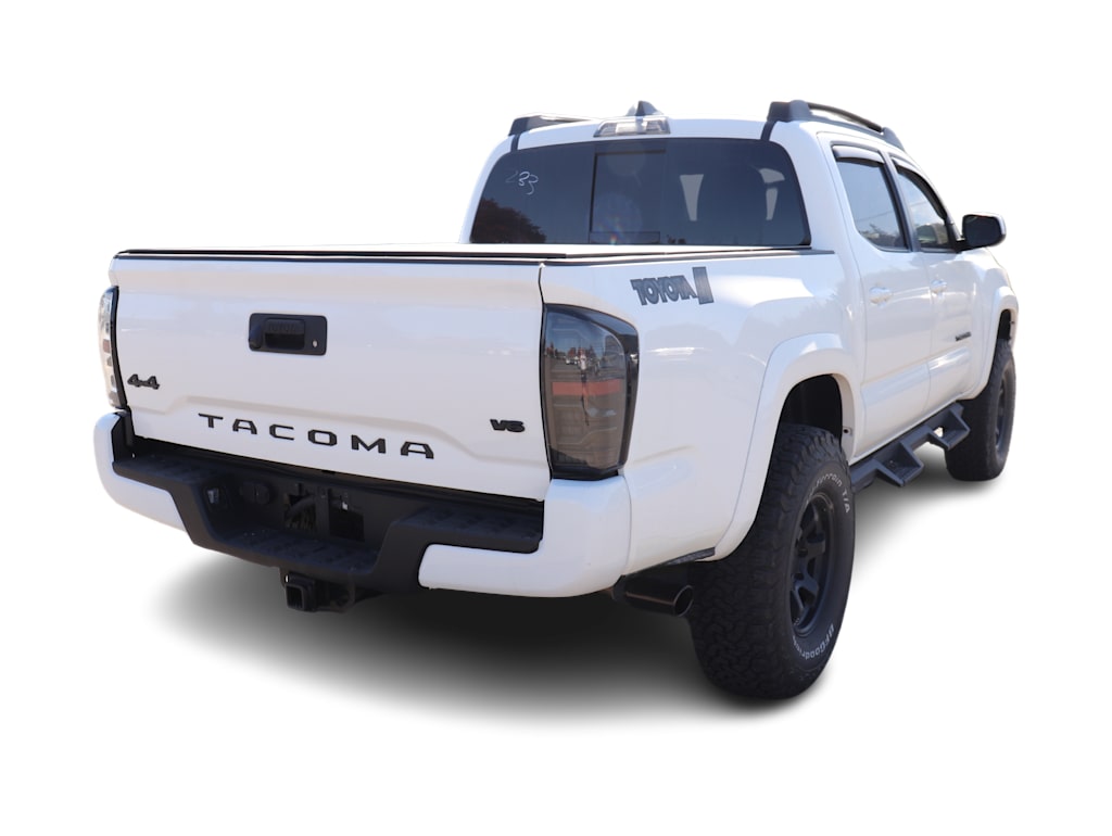 Thumbnail: 2020 Toyota Tacoma - 11