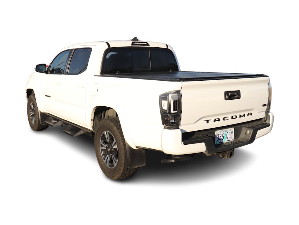 Thumbnail: 2017 Toyota Tacoma - 11